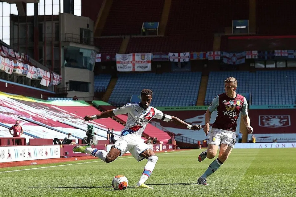 DAPAT MESEJ RASIS DARIPADA BUDAK: Zaha menerima mesej perkauman daripada seorang budak lelaki berusia 12 tahun menjelang perlawanan menentang Aston Villa Ahad lalu. - Foto AFP