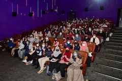 TONTON DAN BINCANG: Sekitar 120 orang menyertai satu sesi tayangan filem dan perbincangan panel berhubung isu sosio-agama yang menjejas kehidupan harian sebagai sebahagian daripada siri Tick Talks Pusat Harmoni. - Foto MUIS
