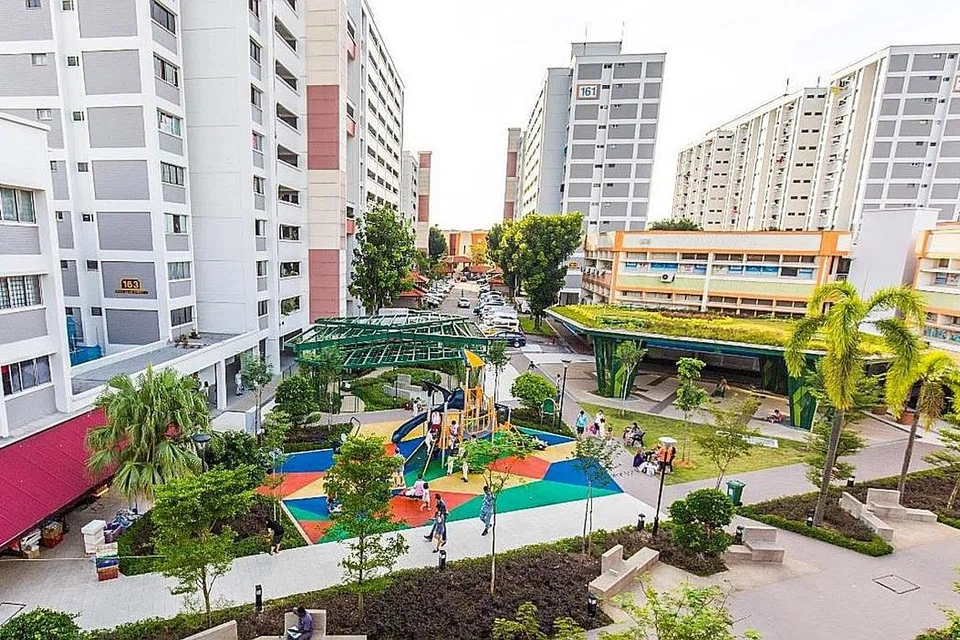RUANG KEGUNAAN RAMAI: Sebuah pavilion masyarakat yang diperbaharui dilengkapi dan dihiasi bumbung menghijau. - Foto HDB
