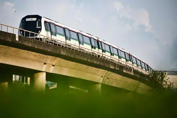 MRT, kereta api, LTA