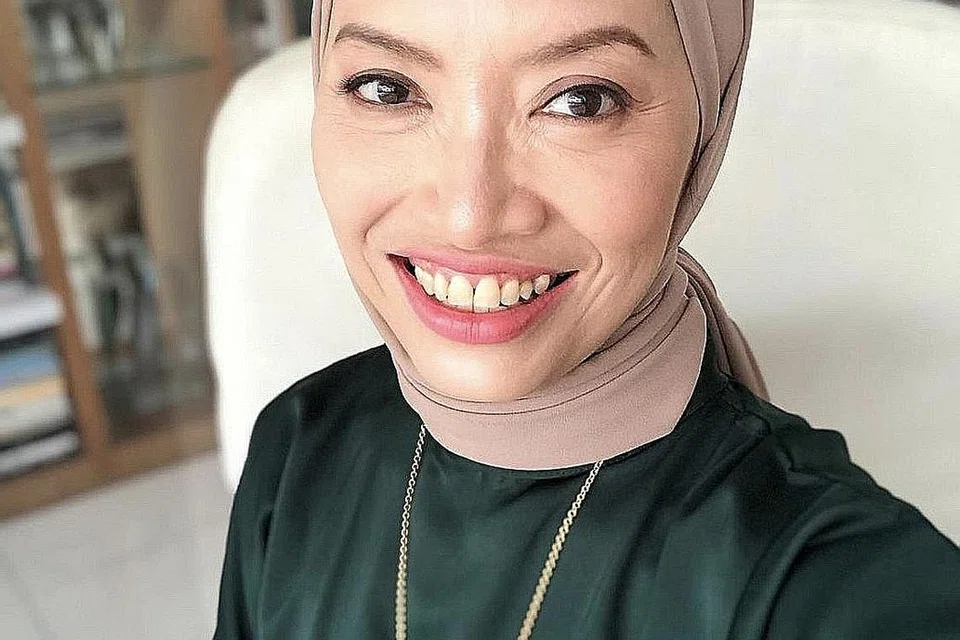 DR ELLY SABRINA ISMAIL.