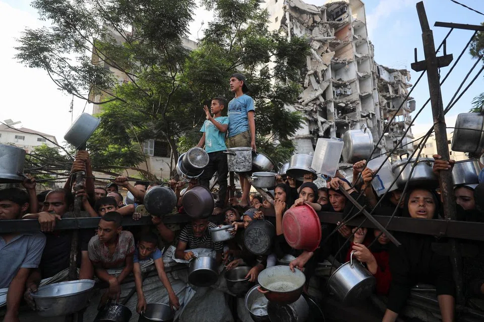 palestin, terima makanan, bandar gaza