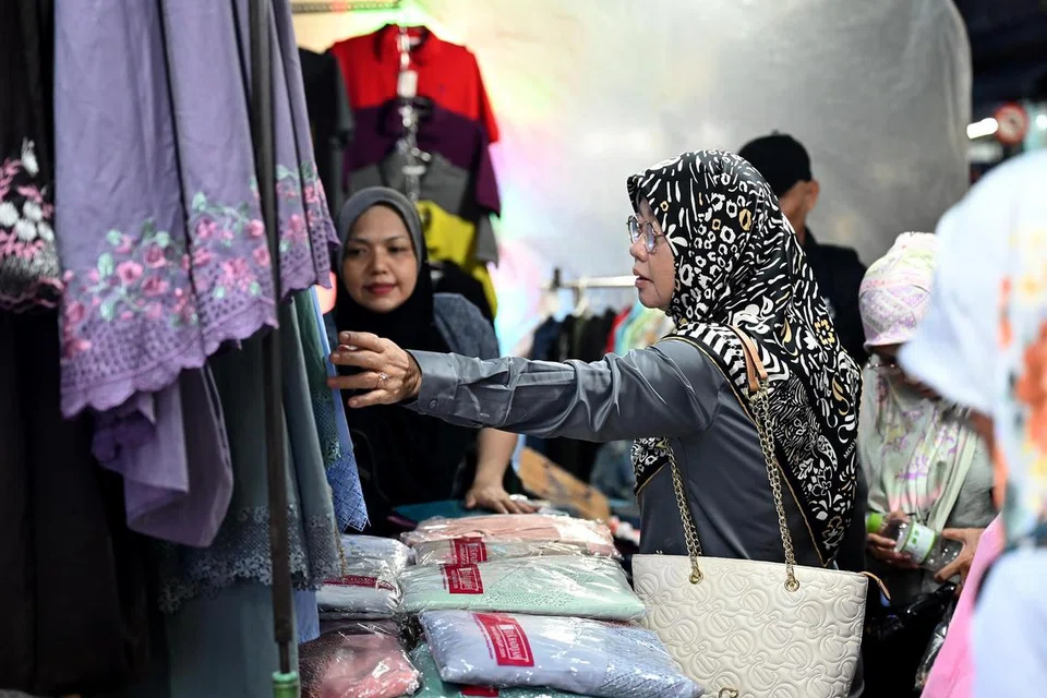 Ho Chi Minh, Vietnam masih dianggap sebagai ‘syurga’ membeli-belah kerana menawarkan banyak kedai pakaian dan makanan dengan harga yang berpatutan. 