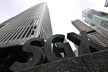 PASARAN TURUN SEDIKIT: Jumlah nilai perolehan pasaran sekuriti di Bursa Singapura (SGX) turun 4.8 peratus pada Disember 2023 kepada $19 bilion.
