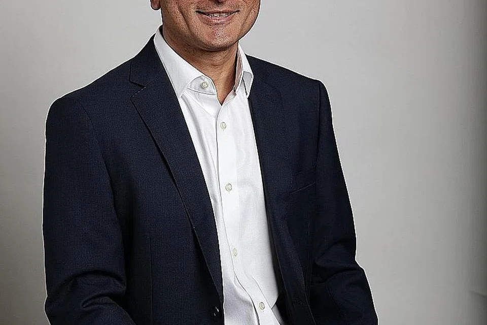 DR VIVIAN BALAKRISHNAN