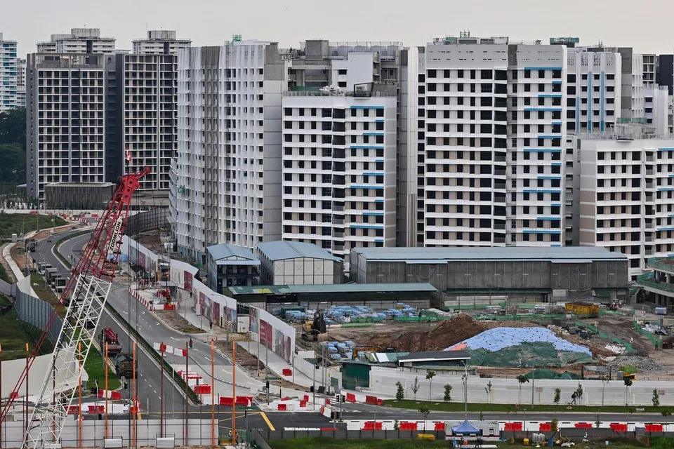 
Antara 2025 dengan 2030, sekitar 130,000 flat BTO akan siap dibina.