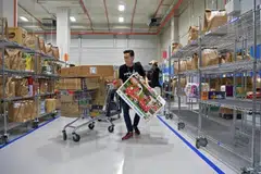Amazon, henti pekerja, Fresh, NTUC, SMMWU
