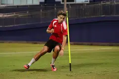 Menjelang perlawanan pertama Young Lions menentang FC Jurong pada 13 September di Stadium Jalan Besar, bek tengah, Iryan Fandi, ingin meletakkan prestasi pasukannya pada musim lalu di belakang dan berharap mereka sepasukan dapat bersatu menghadapi musim baharu.
