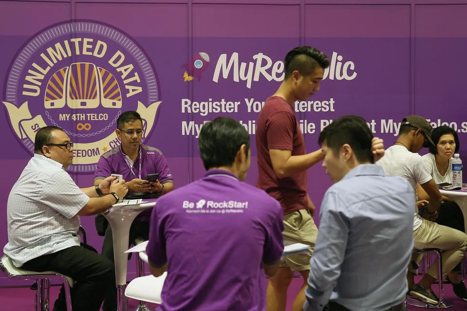 StarHub memperoleh baki 49.9 peratus pegangan dalam jalur lebar MyRepublic, termasuk aset operasi utama dan jenamanya di Singapura.