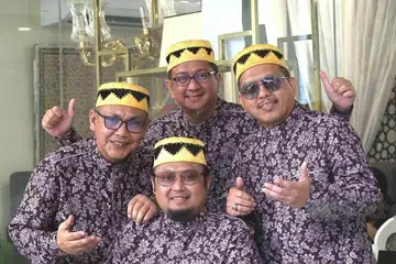 artis nasyid, hijjaz, industri muzik, album fizikal