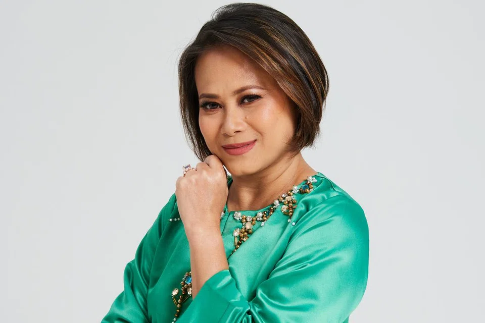 olynn saleh, pesta perdana, mencari marina
