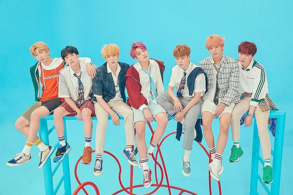 SENSASI K-POP: Kumpulan Bangtan Boys atau BTS meraih pendapatan AS$57 juta. - Foto LIVE NATION
