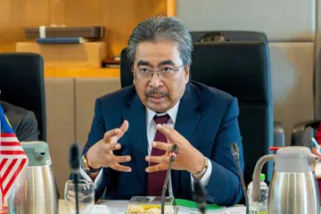 Menteri Perladangan dan Komoditi, Datuk Seri Johari Abdul Ghani.