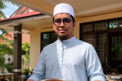 Encik Muhammad Fadhil Mohd Sobri, mula mengambil upah memasak daging korban sejak 2023.