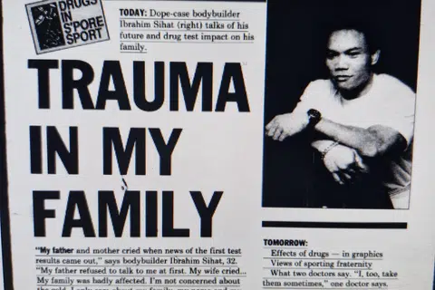 Muka hadapan akhbar, ‘The New Paper’ pada 26 Oktober 1989 yang membuat liputan mengenai Ibrahim Sihat serta ujian air kencingnya yang positif bahan perangsang atau ‘stimulant’ selepas Sukan SEA Malaysia 1989.