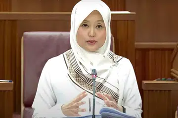 Menteri Negara (Penerangan dan Pembangunan Digital merangkap Kesihatan), Cik Rahayu Mahzam, berhujah semasa perbahasan di Parlimen pada 11 November mengenai  pindaan Rang Undang-undang (Pindaan) Skim MediShield Hayat, yang bertujuan menyokong pengembangan perlindungan kepada model penjagaan baru dengan lebih baik, mengukuhkan peruntukan untuk menyokong usaha mendapatkan kembali bayaran premium dan menambah baik pentadbiran skim tersebut.