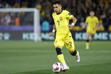 Pemain bola sepak kebangsaan Malaysia, Faisal Halim, mengalami kelecuran tahap empat selepas disimbah asid oleh individu tidak dikenali pada 5 Mei dan masih dirawat di hospital. 