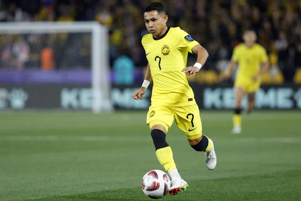 Pemain bola sepak kebangsaan Malaysia, Faisal Halim, mengalami kelecuran tahap empat selepas disimbah asid oleh individu tidak dikenali pada 5 Mei dan masih dirawat di hospital. 