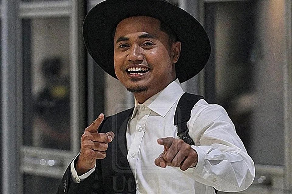 RUJUK PANDANGAN RAMAI: Lan Solo telah mendapatkan pandangan ramai termasuk doktor pakar sebelum mengambil keputusan membedah bibir anak keempatnya yang dilahirkan sumbing. - Foto ASTRO