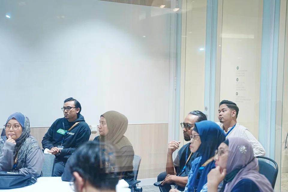 Antara topik yang dibincangkan dalam sesi perbincangan kumpulan kecil di Dialog Masyarakat Berita Harian ialah mengenai kerisauan pekerja platform.