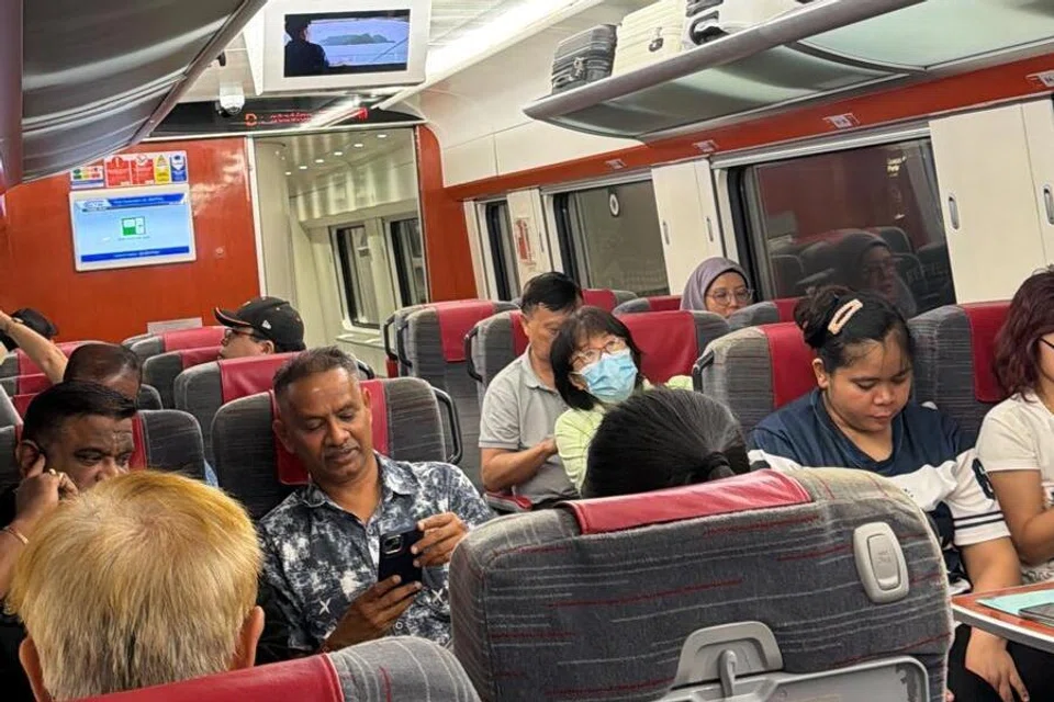 ets, jb, kl, shopping raya 