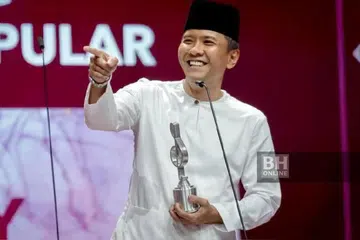 TIDAK JANGKA POPULAR: Beto Kusyairy tidak menyifatkan dirinya sebagai bintang popular kerana jumlah pengikut media sosial tidak sebanyak mana.