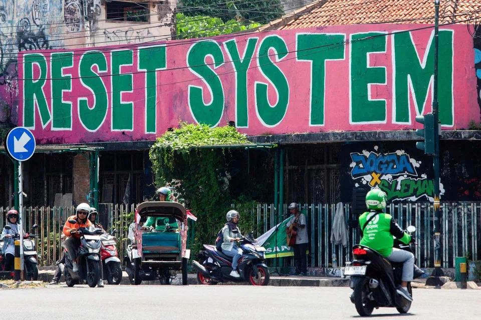 grafiti, indonesia, protest, yogyakarta