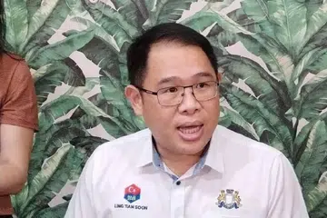 Pengerusi Jawatankuasa Kesihatan dan Alam Sekitar Johor, Encik Ling Tian Soon.