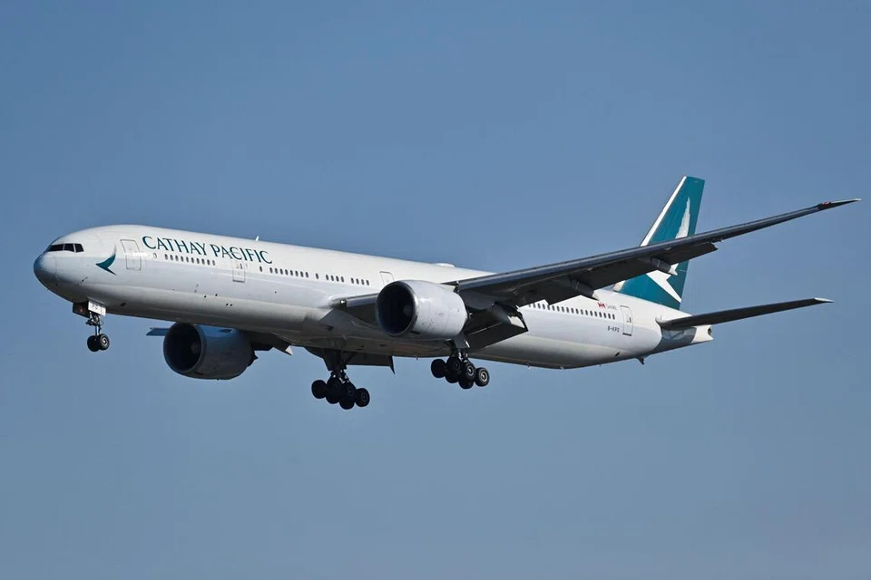 Cathay Pacific, Skytrax, airlines, economy class, kelas ekonomi