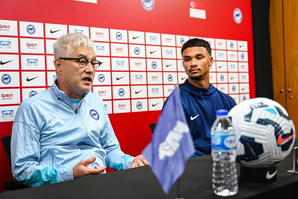 ikhsan fandi, pasukan bola singapura 