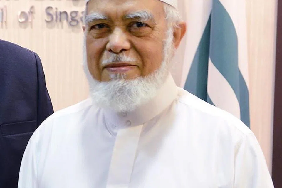 Allahyarham Ustaz Syed Isa Semait, mufti