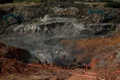 Pindaan undang-undang perlombongan  bertujuan menggalakkan penyertaan perniagaan berskala kecil dalam sektor perlombongan.