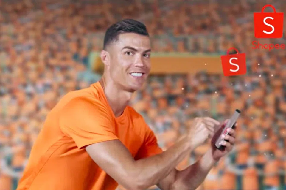 RONALDO MENARI MENGIKUTI IRAMA LAGU BABY SHARK: Iklan ditontoni sebanyak 9.9 juta kali tetapi kurang menerima sambutan para peminatnya. -Foto: FACEBOOK / SHOPEE 