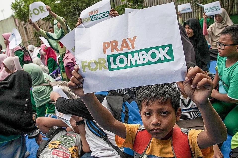 BENCANA BESAR YANG PERNAH MELANDA INDONESIA: 29 JULAI 2018 GEMPA BUMI DI LOMBOK: Satu siri gempa bumi melanda pulau peranginan Lombok yang mengorbankan sehingga 555 orang dan mencederakan hampir 1,500 yang lain. Lebih 70,000 penduduk lain dilaporkan hilang tempat tinggal. - Foto AFP