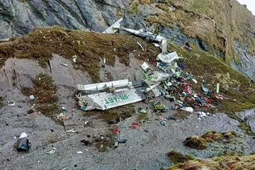 Pesawat Nepal yang terhempas ditemui, 14 mayat dikeluarkan dari bangkai pesawat