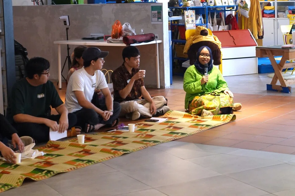 Lepak Conversations, zine, The Inquisitive Future of Malayness, Yulianna Frederika