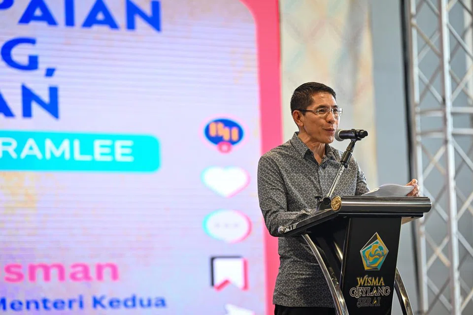 Tetamu terhormat, Menteri di Pejabat Perdana Menteri yang juga Menteri Kedua (Pendidikan merangkap Ehwal Luar), Dr Mohamad Maliki Osman, berucap dalam majlis penyampaian hadiah, Peraduan TikTok dan Video, anjuran akhbar pelajar, ‘Gen G’, pada 27 Mac.