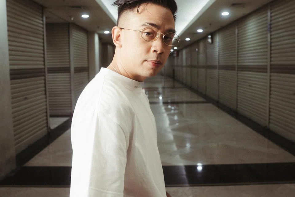 Alyph menyelitkan kisah peribadi yang selama ini disorok dalam lagu-lagu yang dirancang bagi album solo pertamanya yang dijangka diterbitkan pada September 2024.