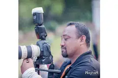 RAKAM WARNA-WARNI MUZIK SINGAPURA: Encik Yazit Yahya (Abam Yaz), jurugambar dan juruvideo yang dikenali dalam kalangan selebriti setempat termasuk Datuk Ramli Sarip, yakin ramai bakat terpendam di Singapura perlu didedahkan bagi merancakkan lagi persada seni setempat. - Foto NOOR IZWAN ELEGANT IMAGERY