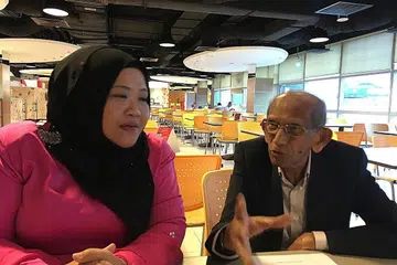 RANCANG BERUNDUR: Yusnor Ef berkata beliau lebih banyak menyerahkan tugasnya kepada setiausaha badan itu, Cik Rusedah Tawahid, yang turut membantunya apabila memenuhi undangan rasmi termasuk di Malaysia. - Foto BH oleh HANIM MOHD SALEH