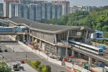 STESEN BARU: Kerja pembinaan di stesen Canberra sudah siap sebanyak 75 peratus, dan stesen baru itu dijangka dibuka akhir tahun ini. - Foto BH oleh KUA CHEE SIONG