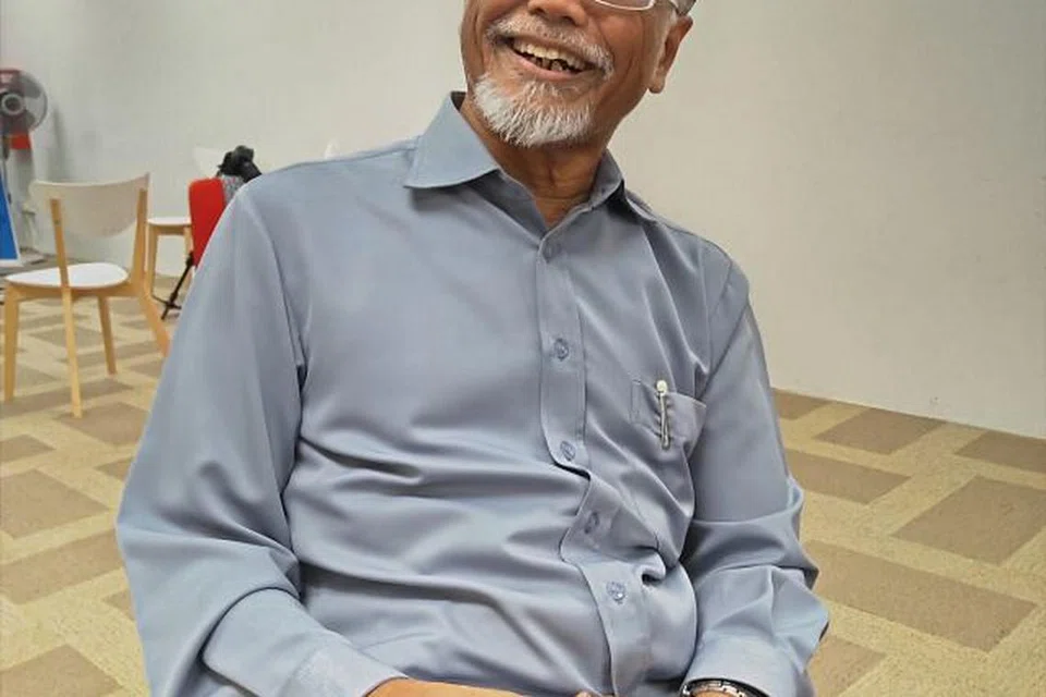 USTAZ PASUNI MAULAN: Allah swt menyediakan ganjaran kepada orang yang sering bertasbih dalam mengingati-Nya. - Foto fail 