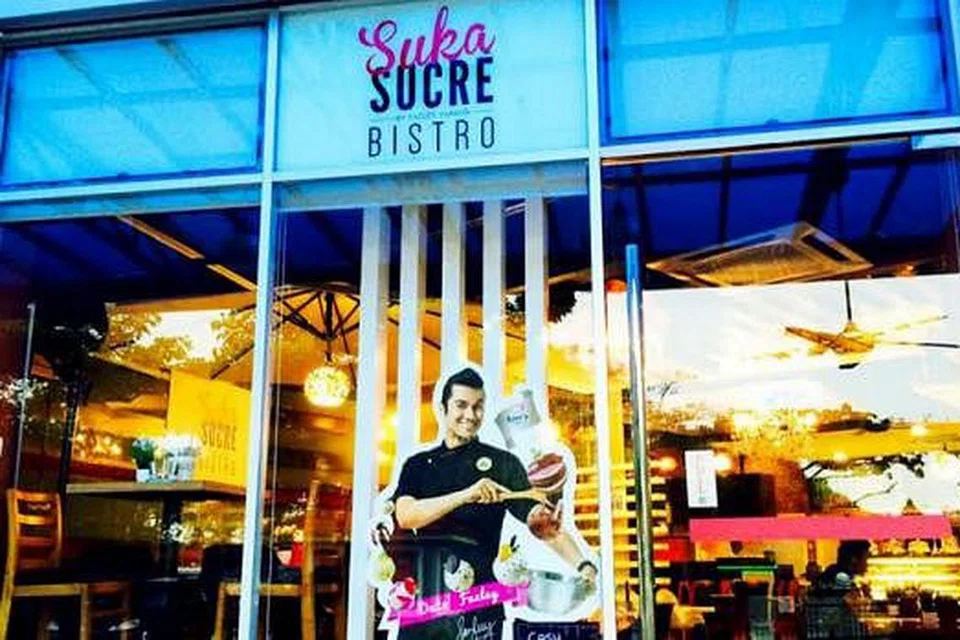 MENERUSKAN TRADISI: SukaSucre Bistro milik Dato' Fazley Yaakob berorientasikan keluarga dengan kesemua ahli keluarganya turut terlibat. Bistro ini juga terletak di bangunan dan tanah milik keluarganya. - Foto KULINARY AFFAIRS