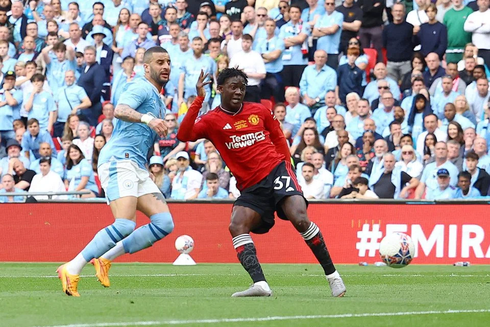 Kobbie Mainoo menjaringkan gol kedua yang juga jaringan kemenangan buat Manchester United dalam final Piala FA sekali gus menundukkan Manchester City 2-1. 