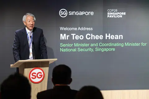 KADAR CUKAI KARBON: Menteri Kanan merangkap Menteri Penyelaras Bagi Keselamatan Negara, Encik Teo Chee Hean, semasa sidang iklim COP28 Pertubuhan Bangsa-Bangsa Bersatu (PBB) di Dubai pada 5 Disember berkata, pemerintah akan mengambil kira kos karbon dan kesan negatif pelepasan karbon sebelum menukar kadar cukai karbon Singapura.