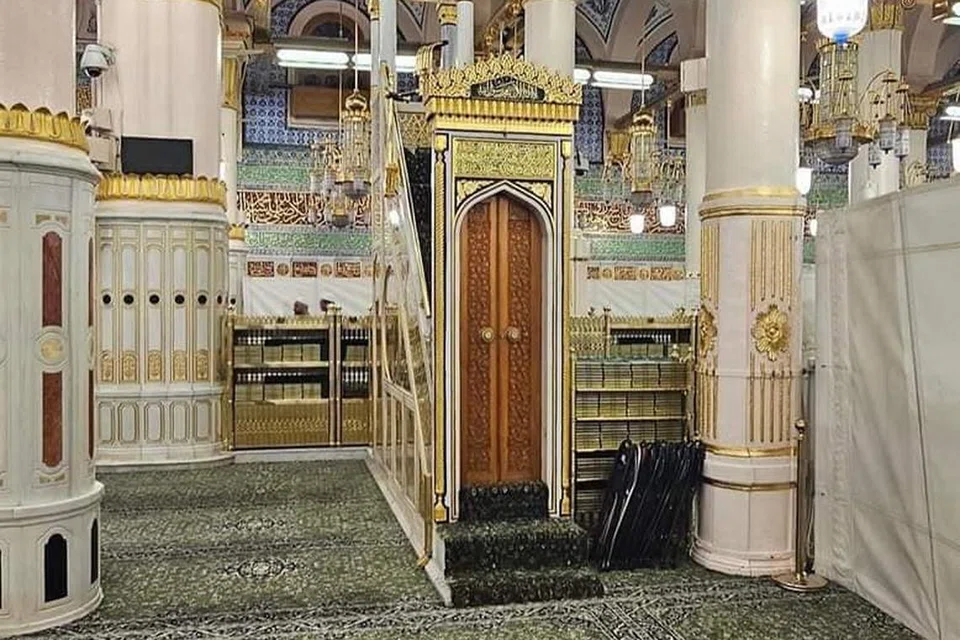 ATURAN BARU: Penguasa Masjid Nabawi menyatakan bahawa prosedur untuk lawatan Raudah mesti bermula melalui platform Nusuk, dan pengunjung akan dimaklumkan dalam pelbagai bahasa tentang langkah yang perlu diikuti untuk melakukan lawatan melalui langkah mudah.
