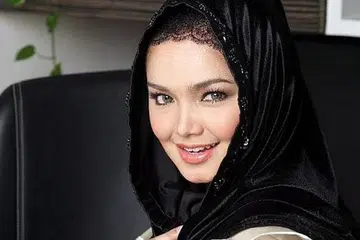 SITI NURHALIZA: Kurang senang dengan berita tentang jumlah kekayaannya yang disifatkannya kurang tepat. - Foto SITI NURHALIZA PRODUCTION