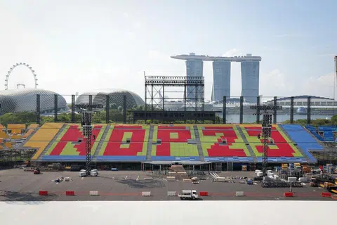 KEMBALI KE PADANG: Perbarisan Hari Kebangsaan tahun ini akan diadakan di Padang yang berupaya menampung 27,000 orang.