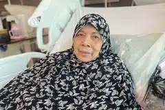 Siti Aminah Siregar dirawat di Hospital Tan Tock Seng sejak 11 Disember kerana penyakit selulitis kaki – jangkitan bakteria yang menjejas lapisan kulit – yang dihadapinya lebih lima tahun lalu.