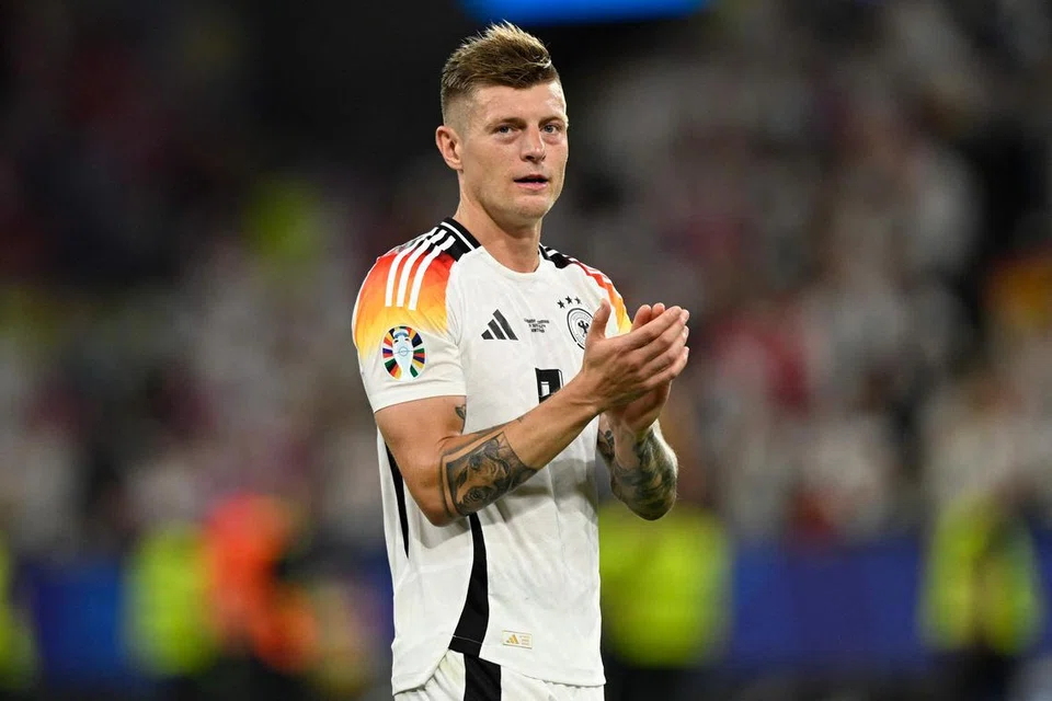Pemain tengah Jerman, Toni Kroos, mengatakan bahawa perlawanan menentang Sepanyol akan ditentukan pada bahagian tengah. 